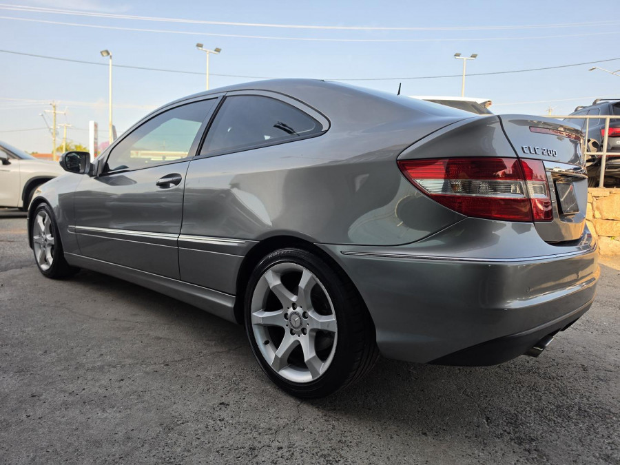 2010 Mercedes-Benz CLA-Class CL203 CLC200 Kompressor Coupe Image 9