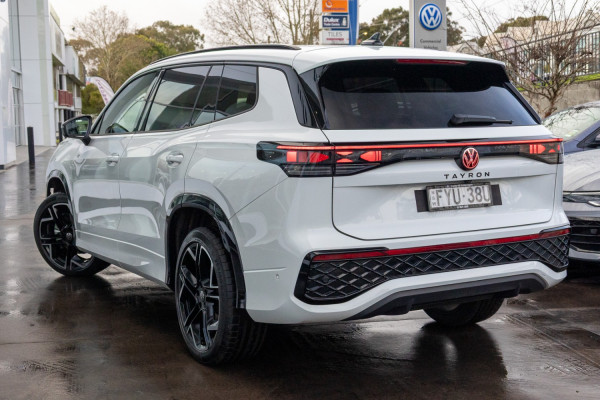 2025 Volkswagen Tayron R4 195TSI R-Line SUV Image 2