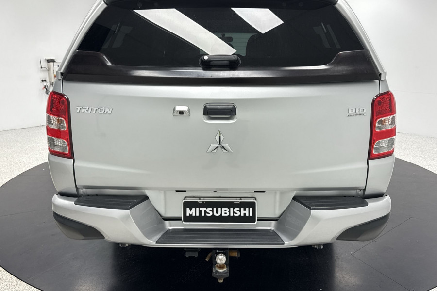 2017 MY18 Mitsubishi Triton MQ GLX+ Ute Image 9