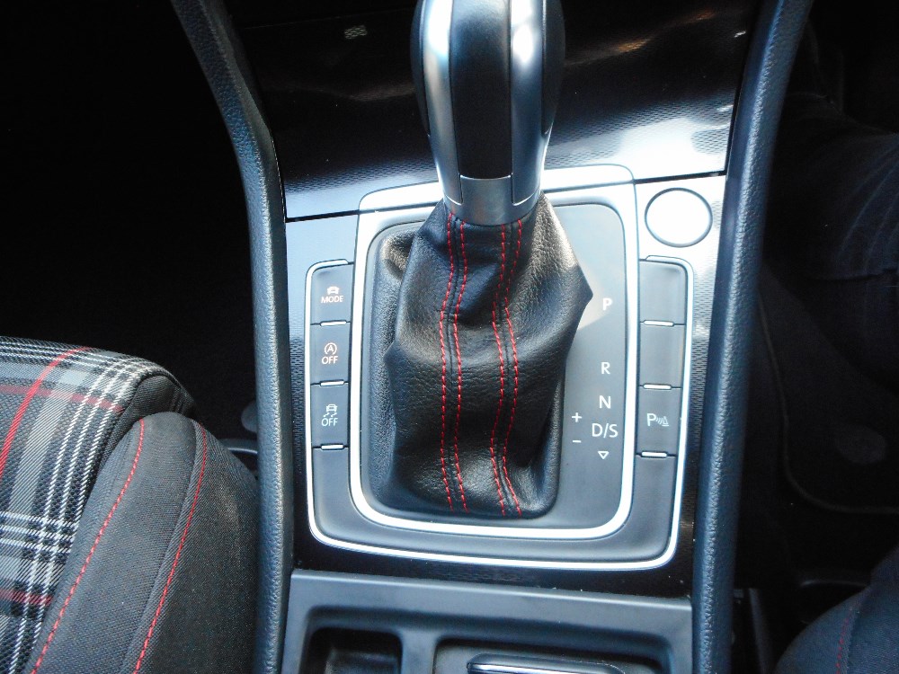 2015 Volkswagen Golf 7 GTI Hatch Image 18
