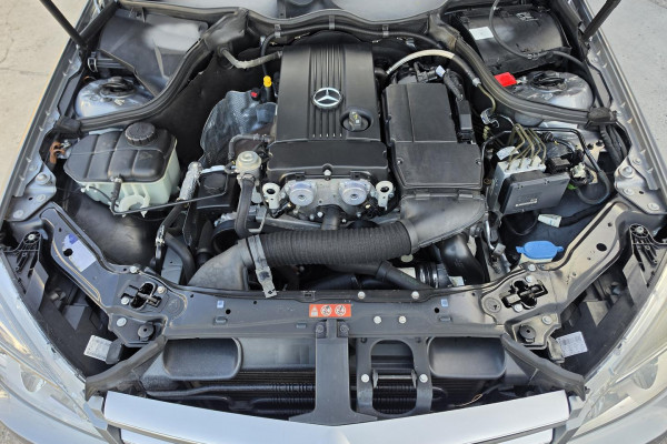 2010 Mercedes-Benz CLA-Class CL203 CLC200 Kompressor Coupe Image 25