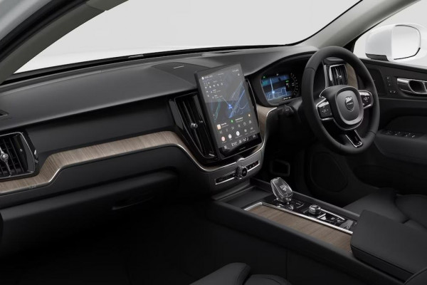 2026 Volvo XC60 UZ Plus B5 Bright SUV Image 5