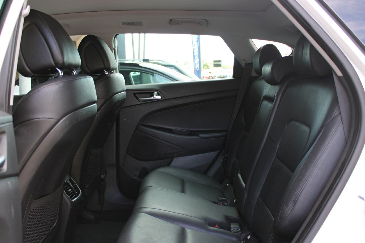 2016 Hyundai Tucson TLe Highlander SUV Image 19