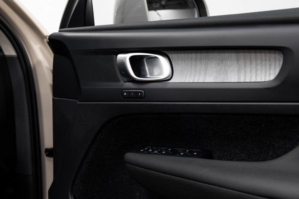 2026 Volvo XC40 XZ Plus B4 SUV Image 10