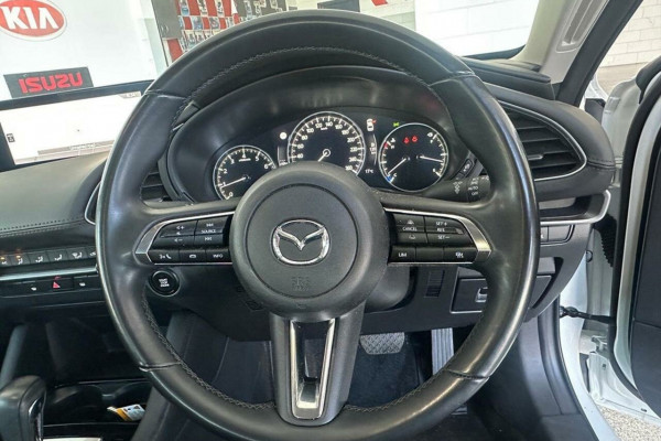 2025 Mazda 3 BP Series G20 Pure Hatch Image 13