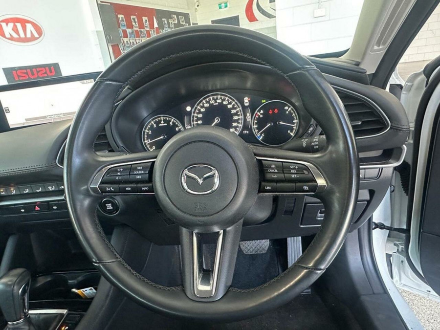 2025 Mazda 3 BP Series G20 Pure Hatch Image 13