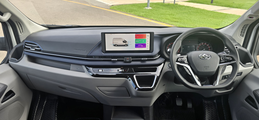 2026 MY25 LDV Deliver 9  Mid Roof LWB Van Image 10