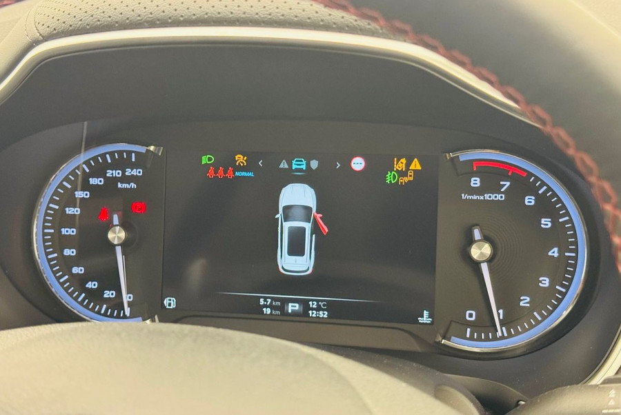 2024 MG HS SAS23 Excite SUV Image 24