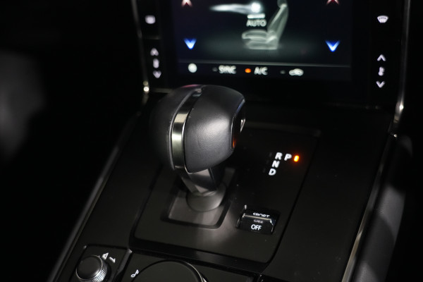2023 Mazda MX-30 G20e Evolve SUV Image 17