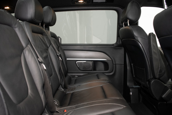 2022 Mercedes-Benz V-Class V250 d Avantgarde People Mover Image 3