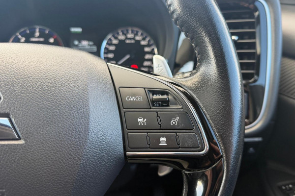 2020 MY21 Mitsubishi Outlander ZL Exceed SUV Image 15