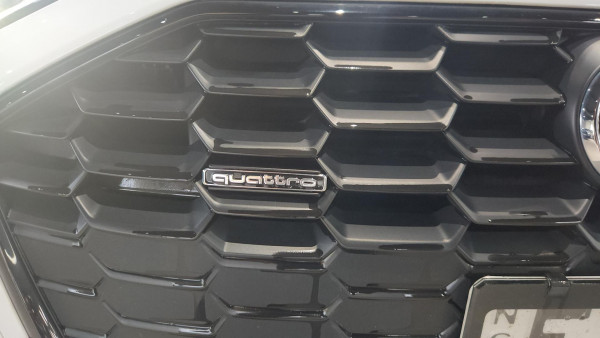 2022 MY23 Audi A3 GY 40 TFSI S Line Hatch image 11