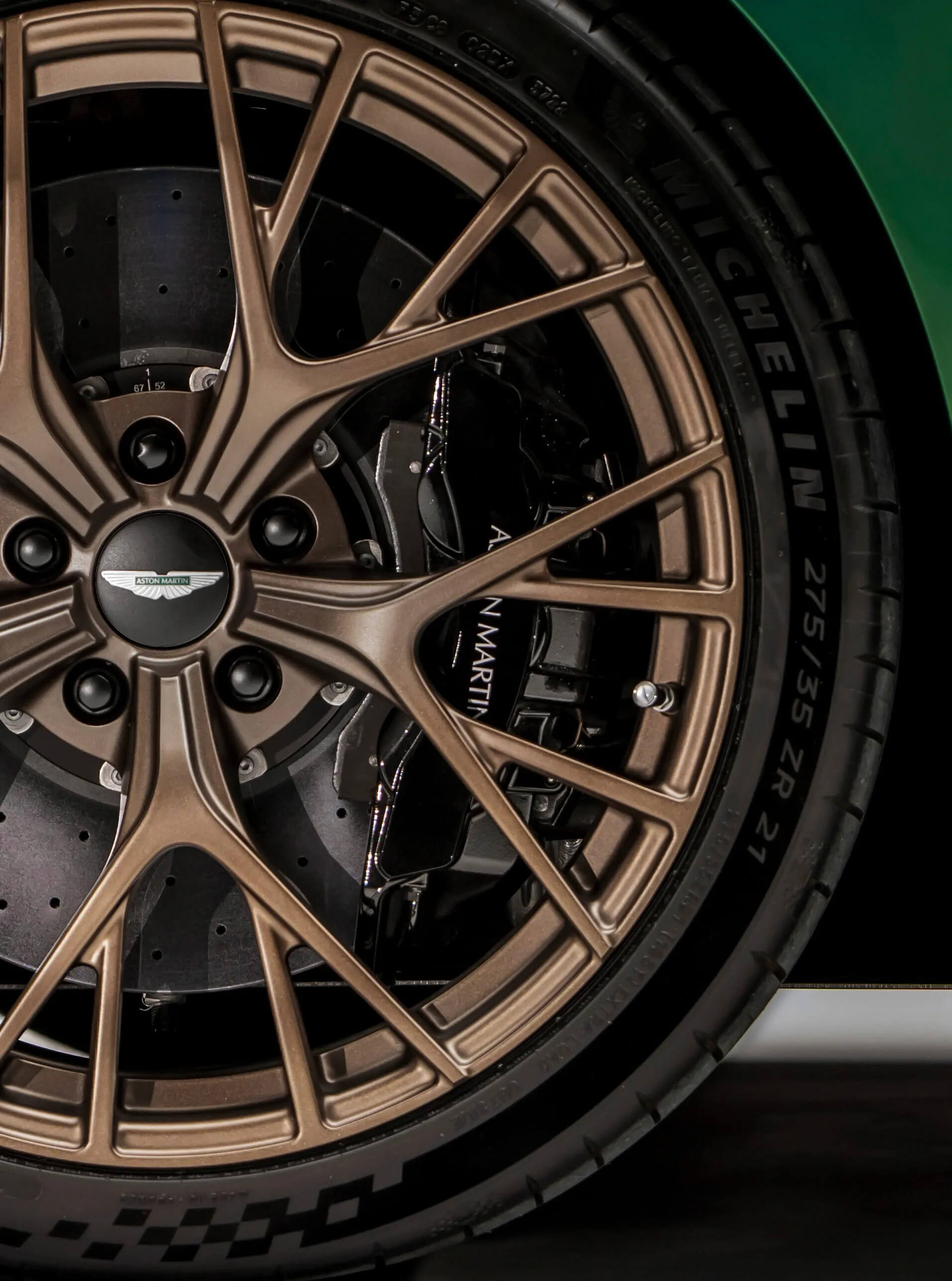 Carbon braking Image