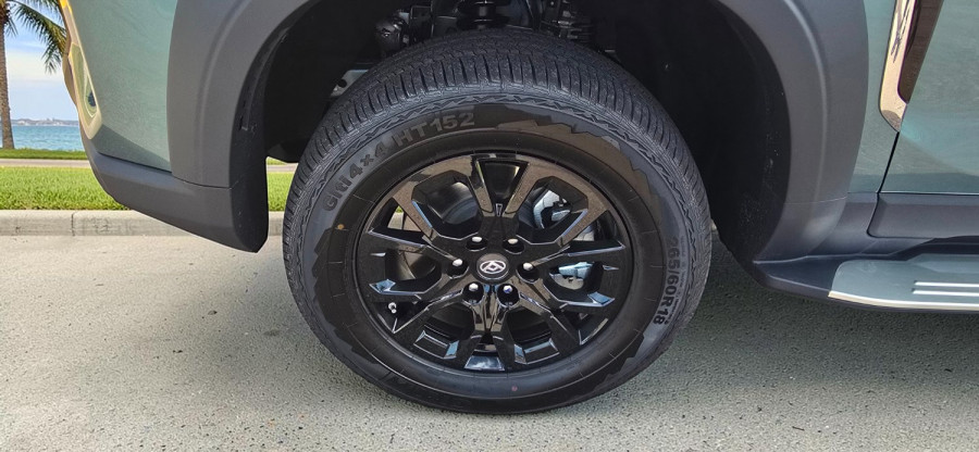 2026 MY25 LDV D90 SV9A Mode SUV Image 5
