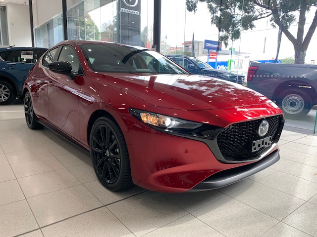 2025 MY24 Mazda 3 BP Series G25 Evolve SP Hatch Image 1