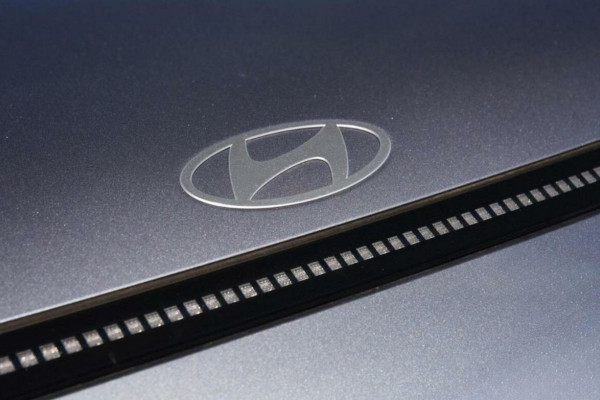 2026 Hyundai KONA SX2.V2  Electric SUV Image 7