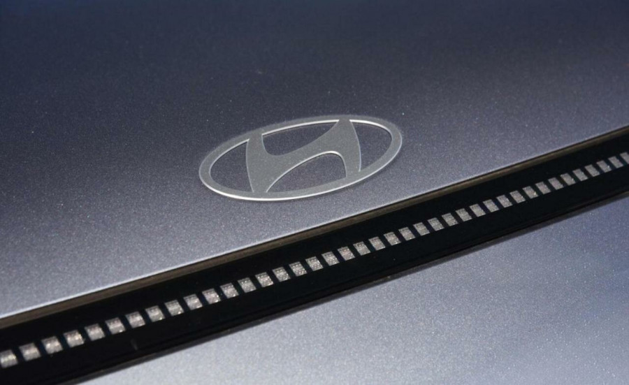 2026 Hyundai KONA SX2.V2  Electric SUV Image 7