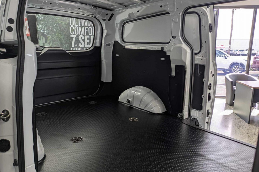 2025 LDV G10 SV7C + Van Image 16