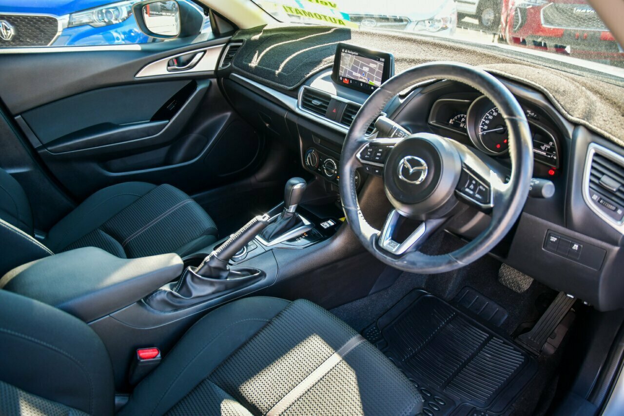 2017 Mazda 3 BN5278 Maxx SKYACTIV-Drive Sedan Image 17