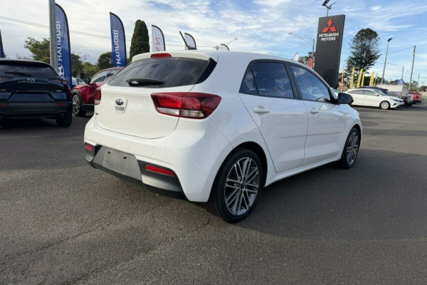 2020 MY21 Kia Rio YB Sport Hatch Image 7