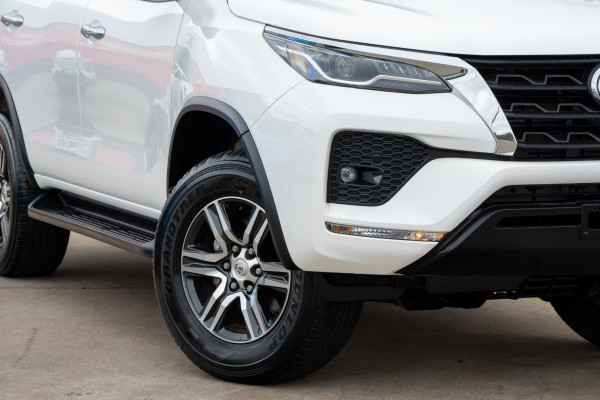 2024 Toyota Fortuner GUN156R GXL SUV Image 6