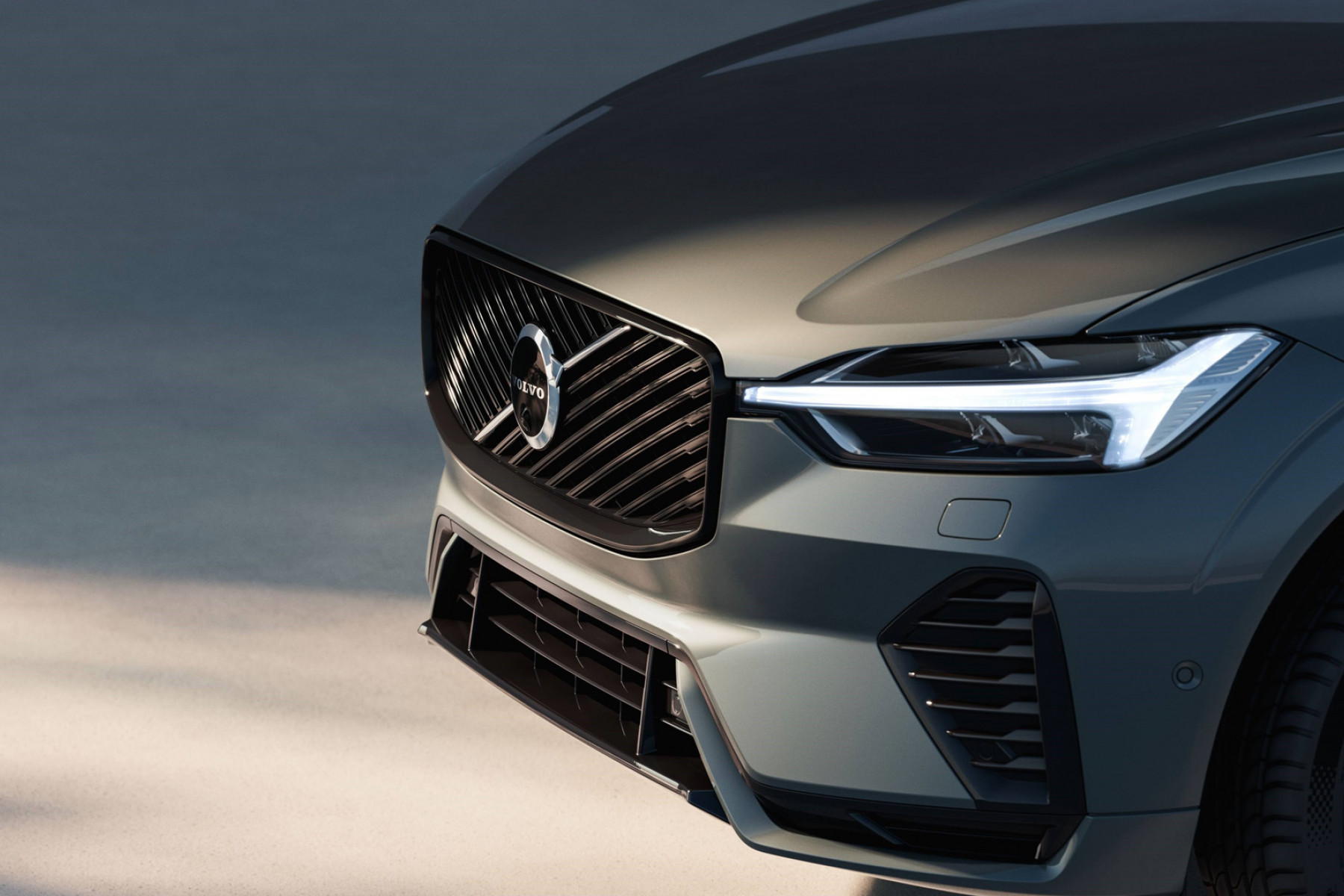 The Best Selling XC60, Now Upgraded