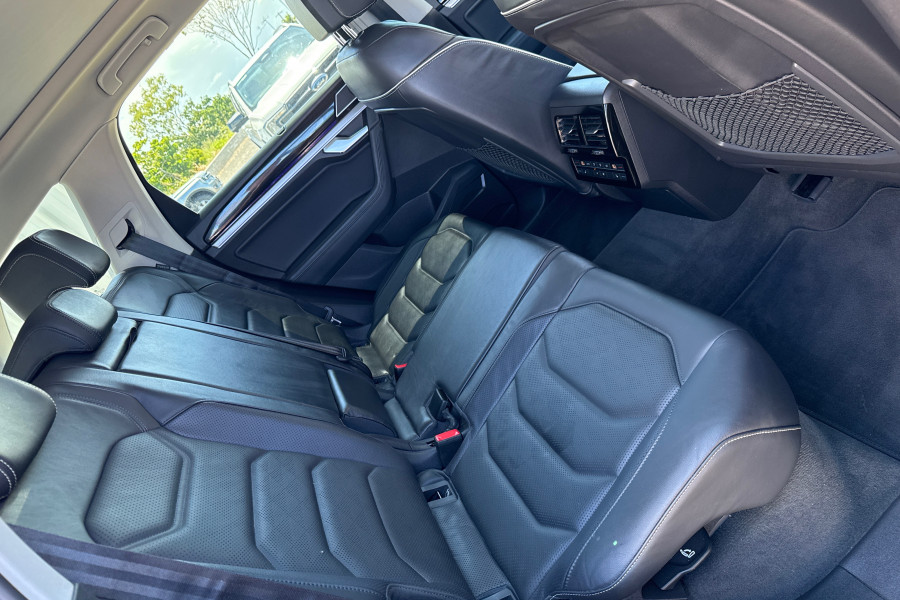 2020 Volkswagen Touareg CR 190TDI Premium SUV Image 14