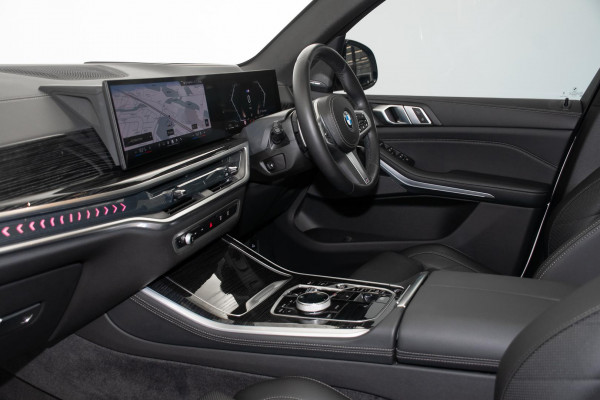 2024 BMW X5 G05 LCI xDrive30d M Sport SUV image 8