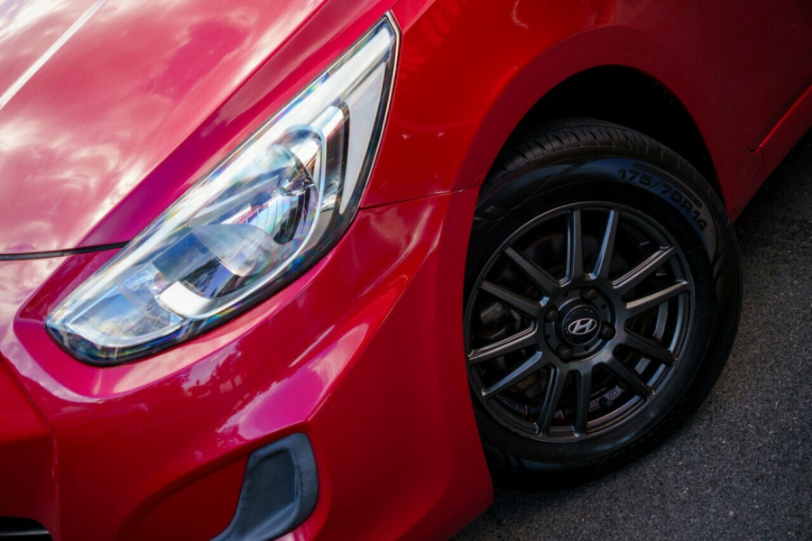2015 Hyundai Accent RB2 Active Hatch Image 6