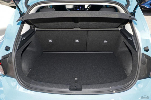 2026 MG MG4 EV Urban AH4E Essence 43 Hatch Image 16