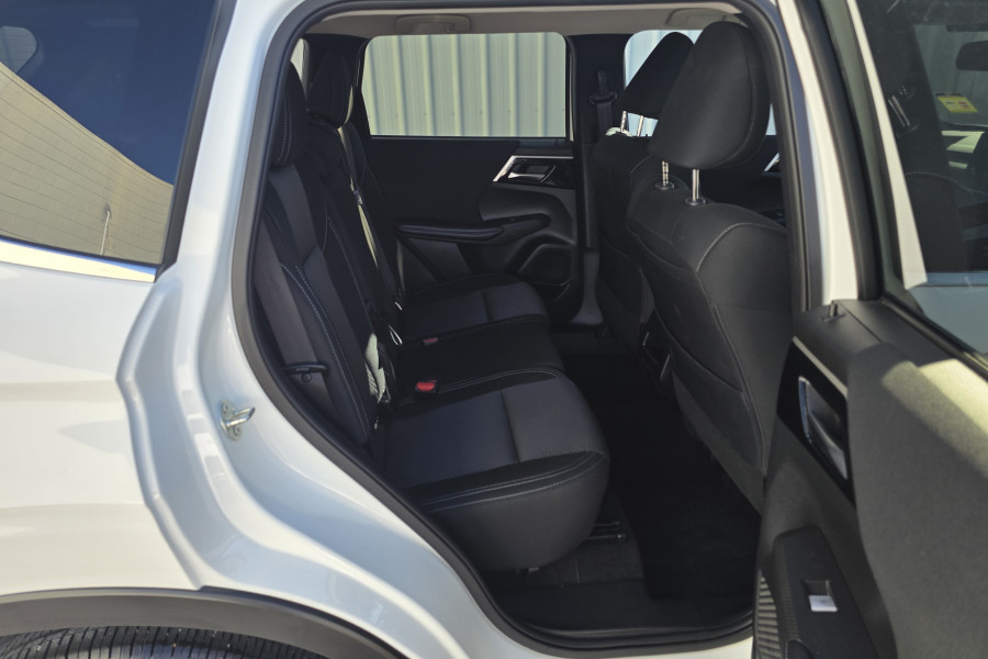 2024 Mitsubishi Outlander ZM LS SUV Image 14