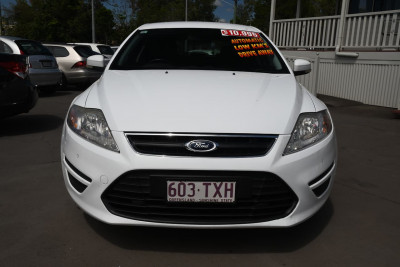 2014 Ford Mondeo MC LX Hatchback Image 4