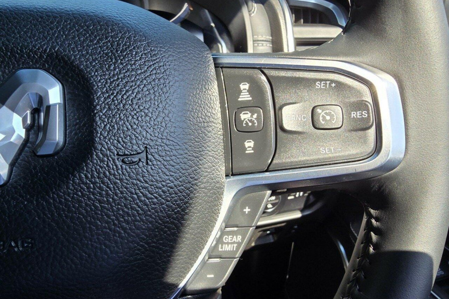 2023 MY24 Ram 1500 DT Laramie Ute Image 20