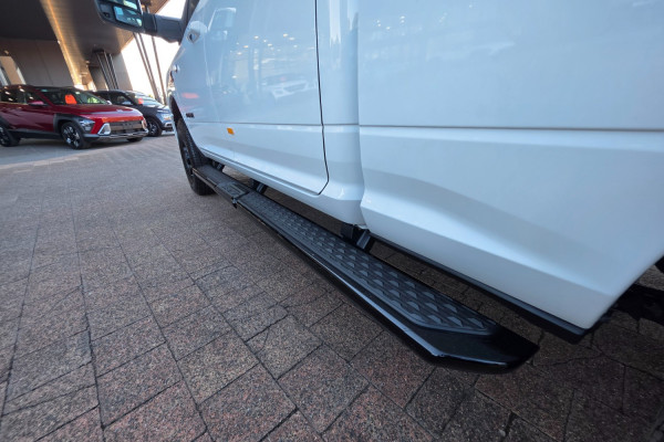2026 Ram 2500 DJ Laramie Dual Cab Image 12