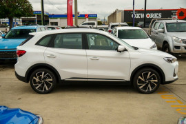 2025 MG ZS ZS32 Essence Turbo SUV