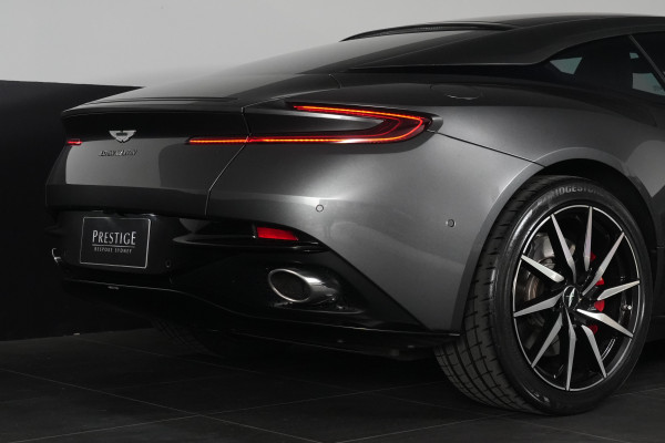 2018 Aston Martin DB11 Coupe Image 20