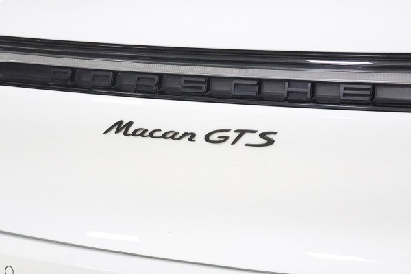 2020 Porsche Macan 95B GTS SUV