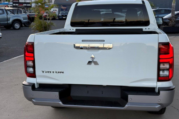 2024 Mitsubishi Triton MV GLS Ute Image 4