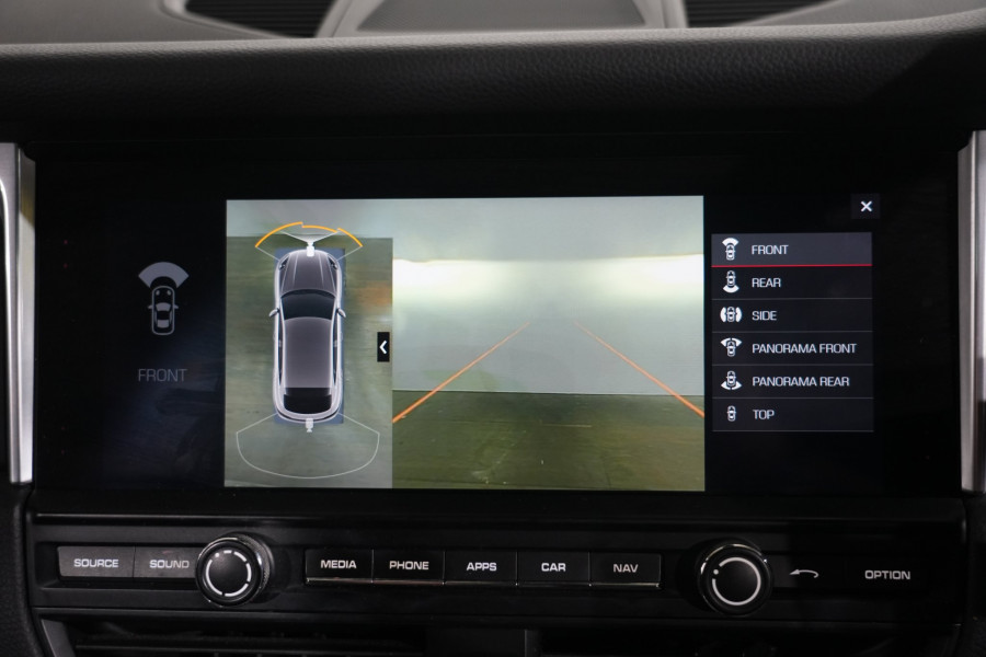 2021 Porsche Macan SUV
