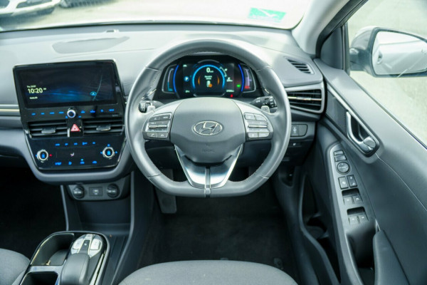 2022 Hyundai IONIQ AE.V4 Electric Elite Coupe Image 9