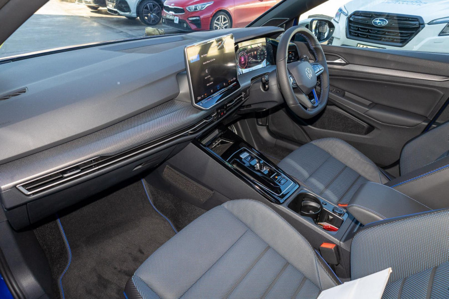 2026 MY25 Volkswagen Golf 8.5 R Hatch Image 8