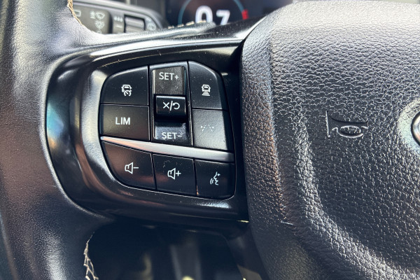 2023 MY23.5 Ford Everest UB Platinum SUV Image 24