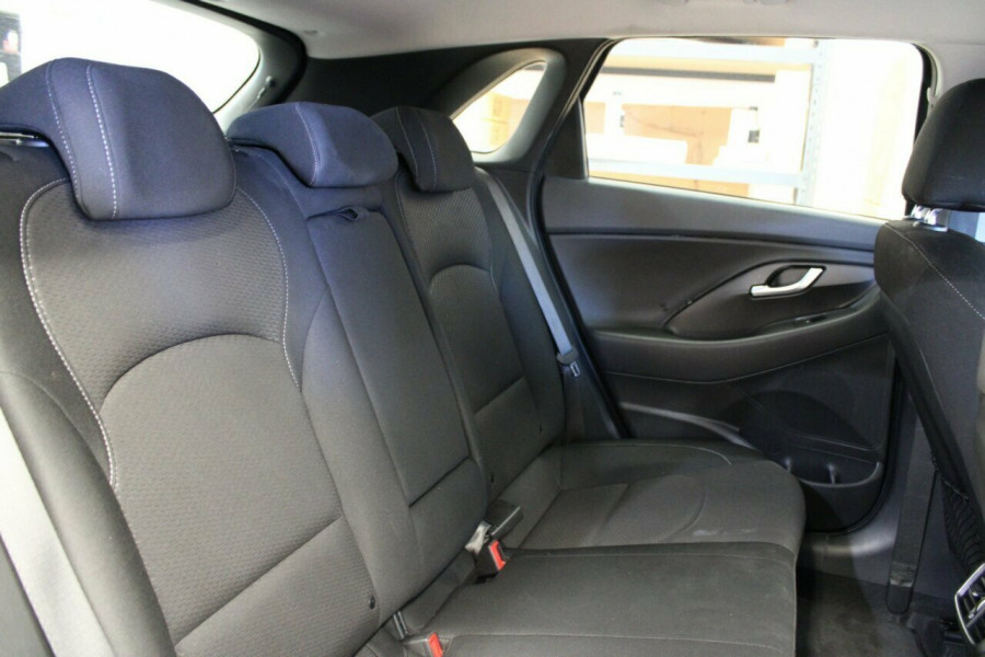 2020 Hyundai i30 PD2 Active Hatch Image 21