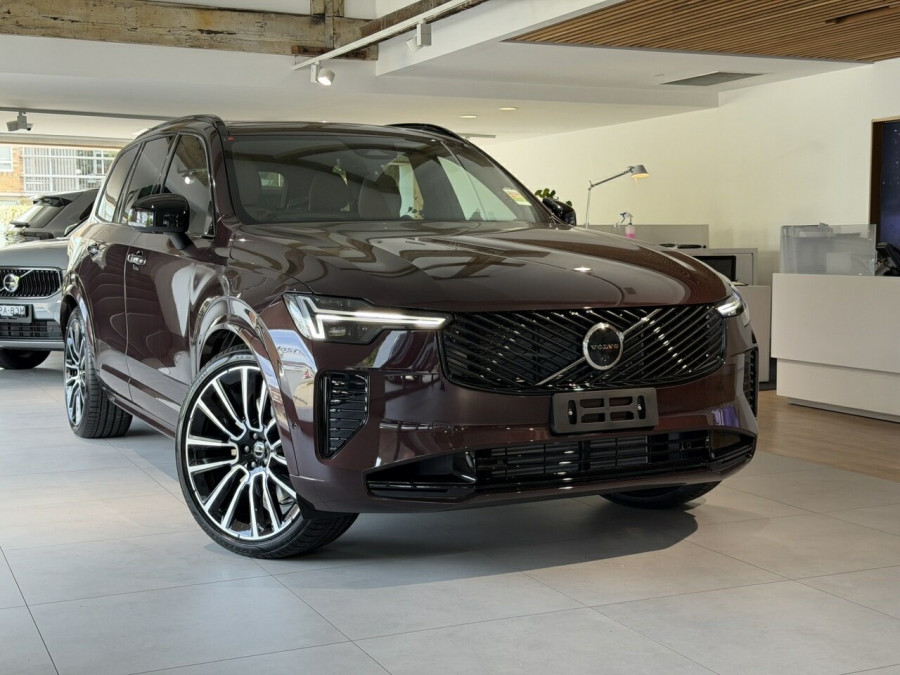2026 Volvo XC90 L Series Ultra T8 Plug-in Hybrid Dark SUV Image 1