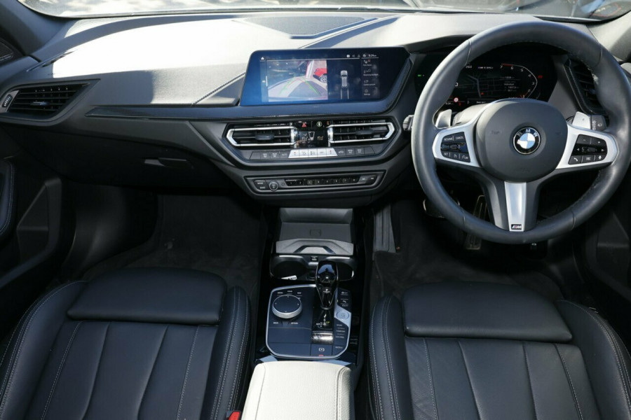 2024 BMW 1 Series F40 M135i xDrive Hatch Image 5