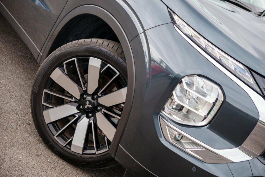 2025 Mitsubishi Outlander ZM Aspire SUV Image 6