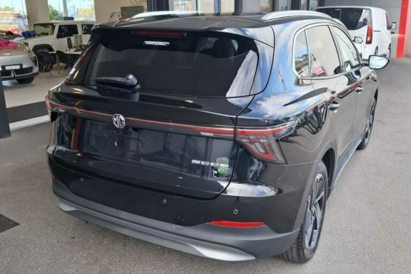 2026 MG MGS5 EV ZS3EM Essence 49 SUV Image 5