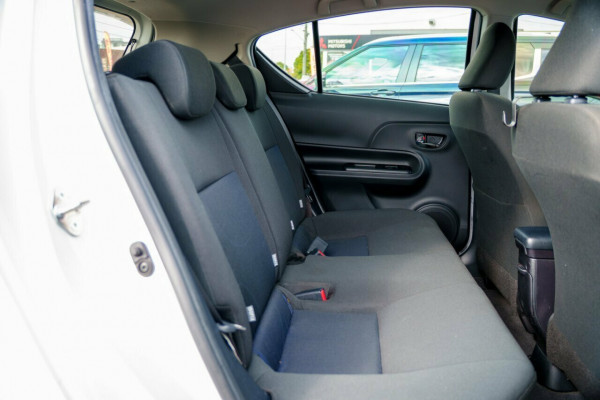 2020 Toyota Prius C NHP10R Hatch Image 9