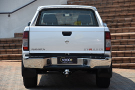 2015 Nissan Navara D22 S5 ST-R Utility Image 4