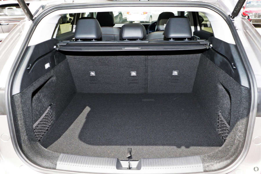 2025 MG HS AS33 Super Hybrid Essence SUV Image 9